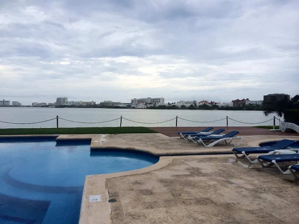 Cancun House Apartment - Isla Dorada