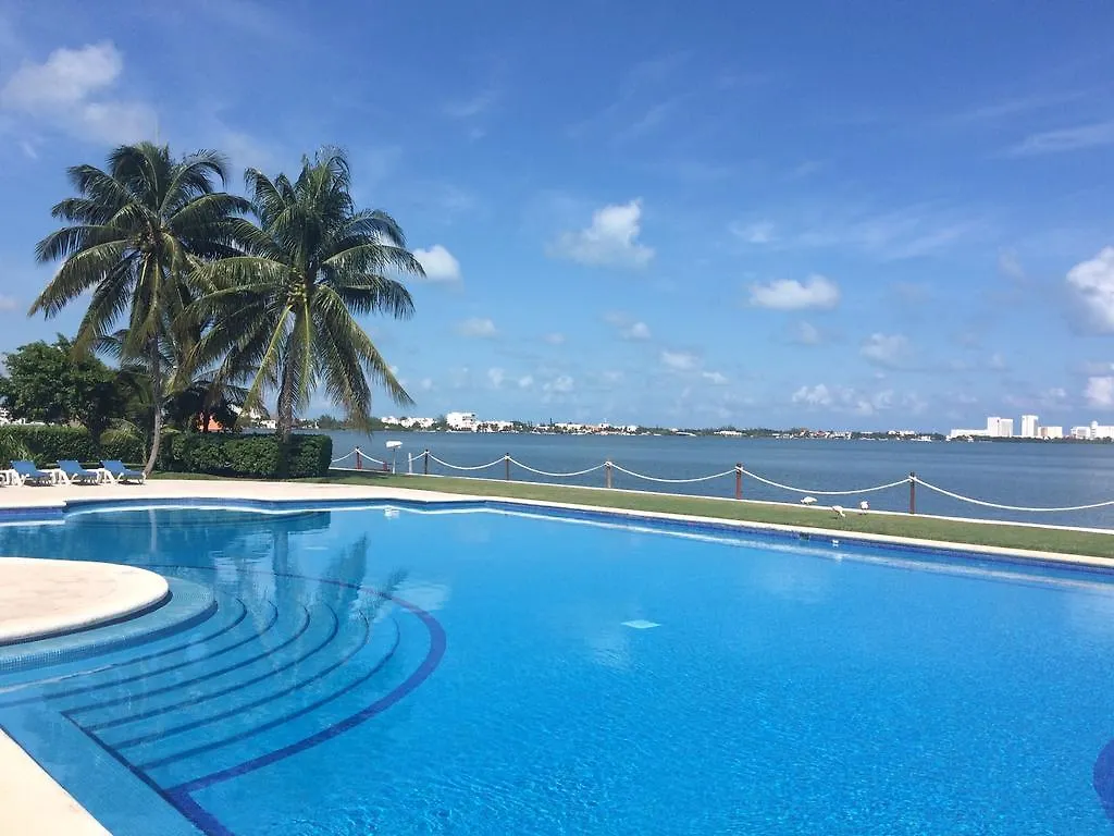 Cancun House Apartment - Isla Dorada
